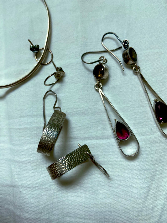 Understanding why your silver tarnishes and how to clean and polish your silver.