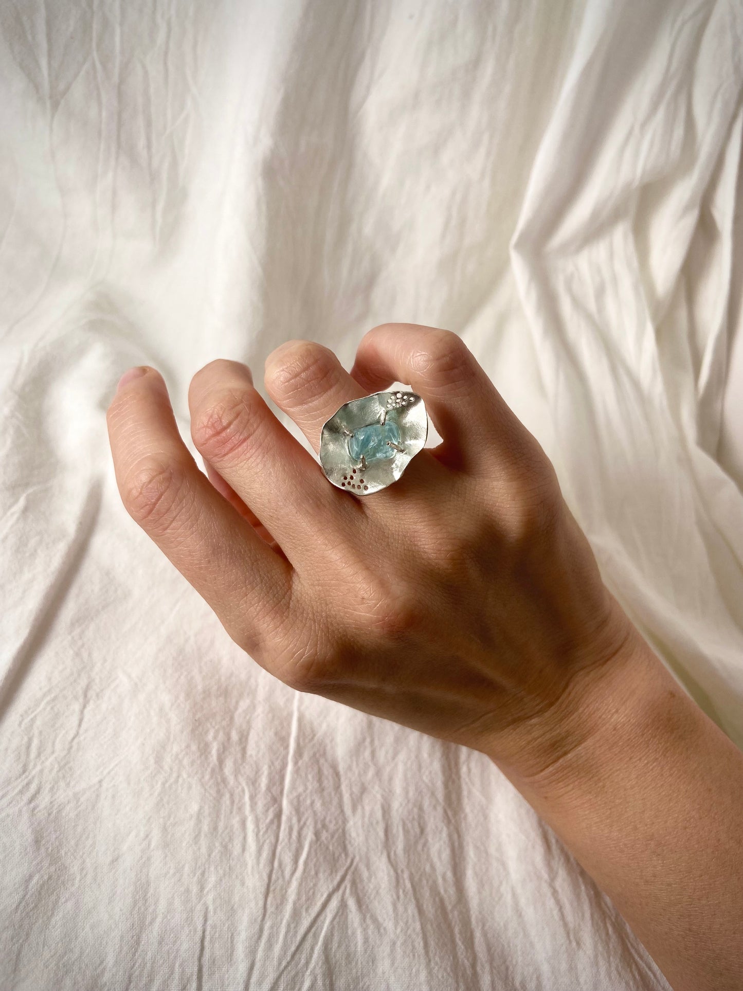 Handcrafted raw Aquamarine Ring in Sterling Silver – Ocean-Inspired Jewelry