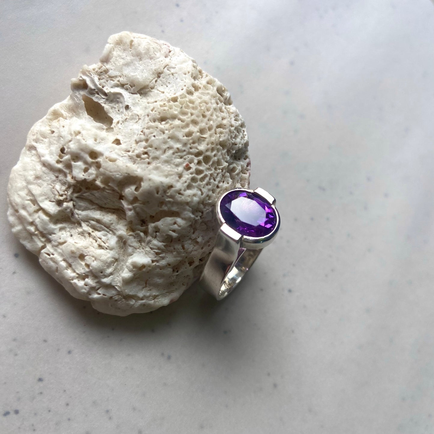 Plumeria | Amethyst silver ring