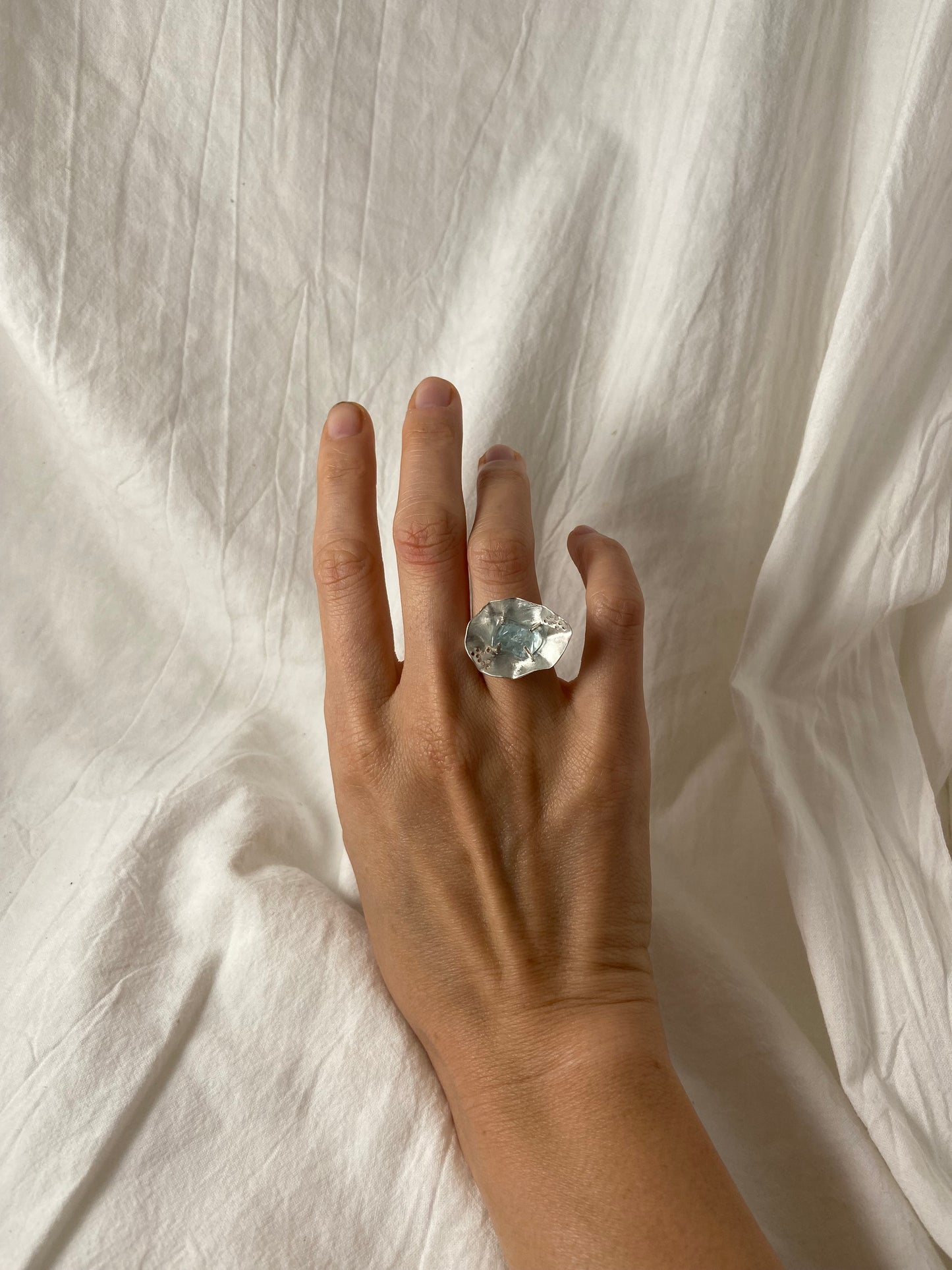 Handcrafted raw Aquamarine Ring in Sterling Silver – Ocean-Inspired Jewelry