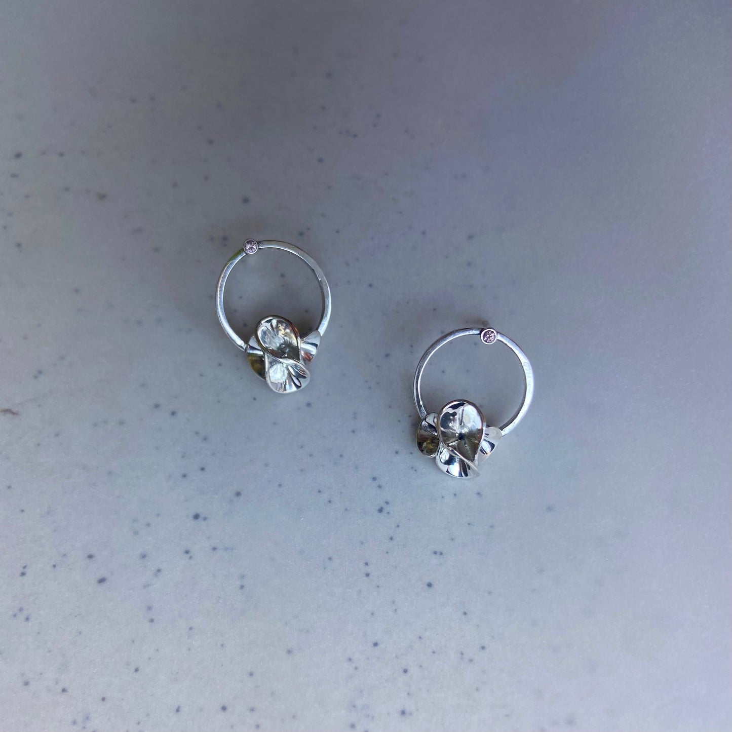 Floral stud earrings with sapphires