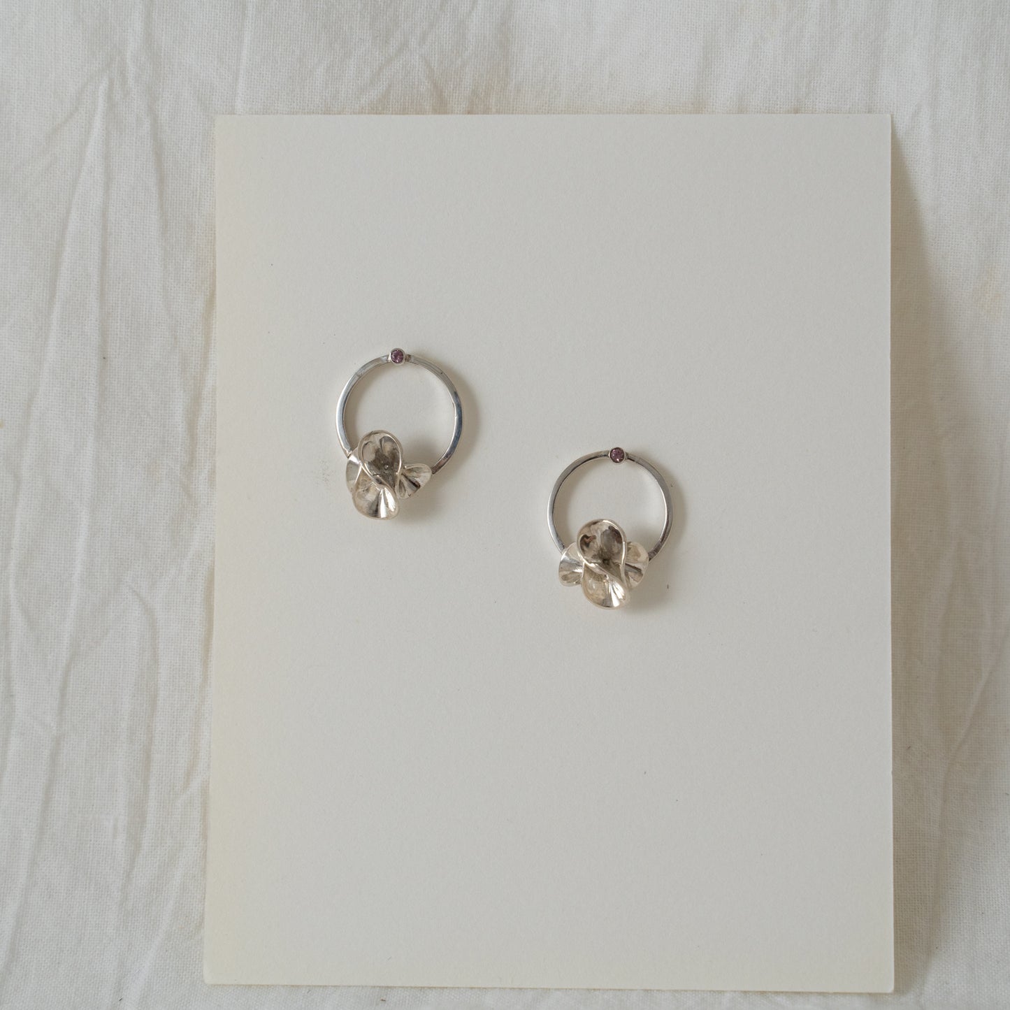 Floral stud earrings with sapphires