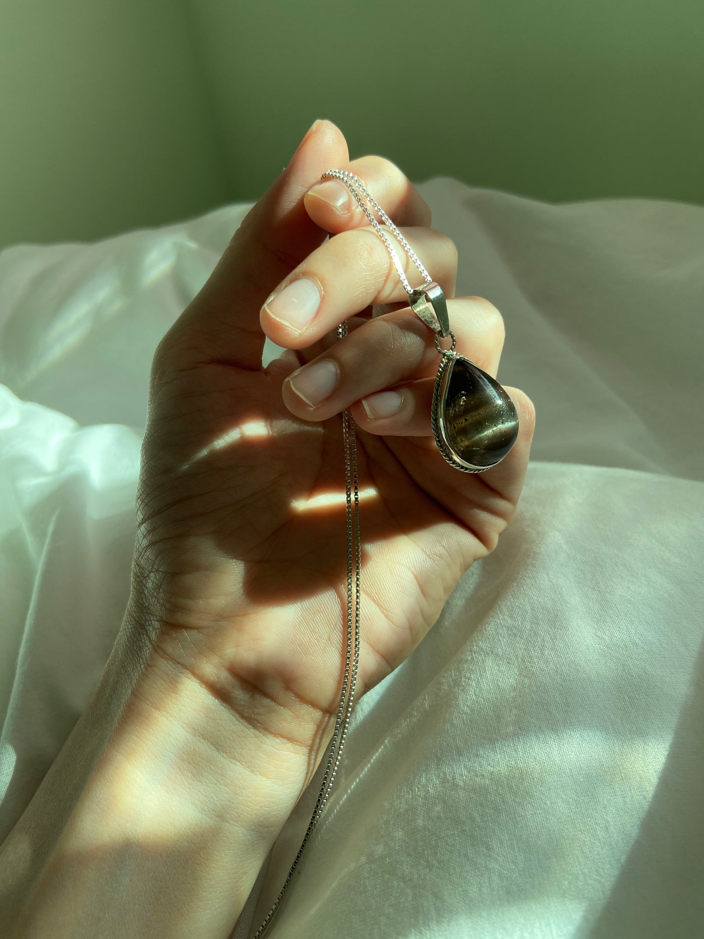 Tigers eye silver tear drop necklace