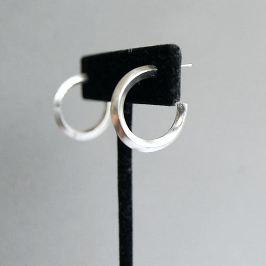 Silver medium sized hoops