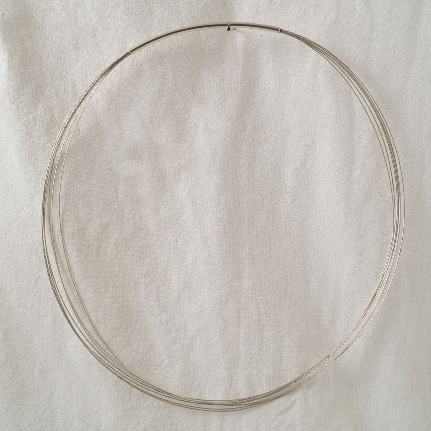 thin silver thread circular chain
