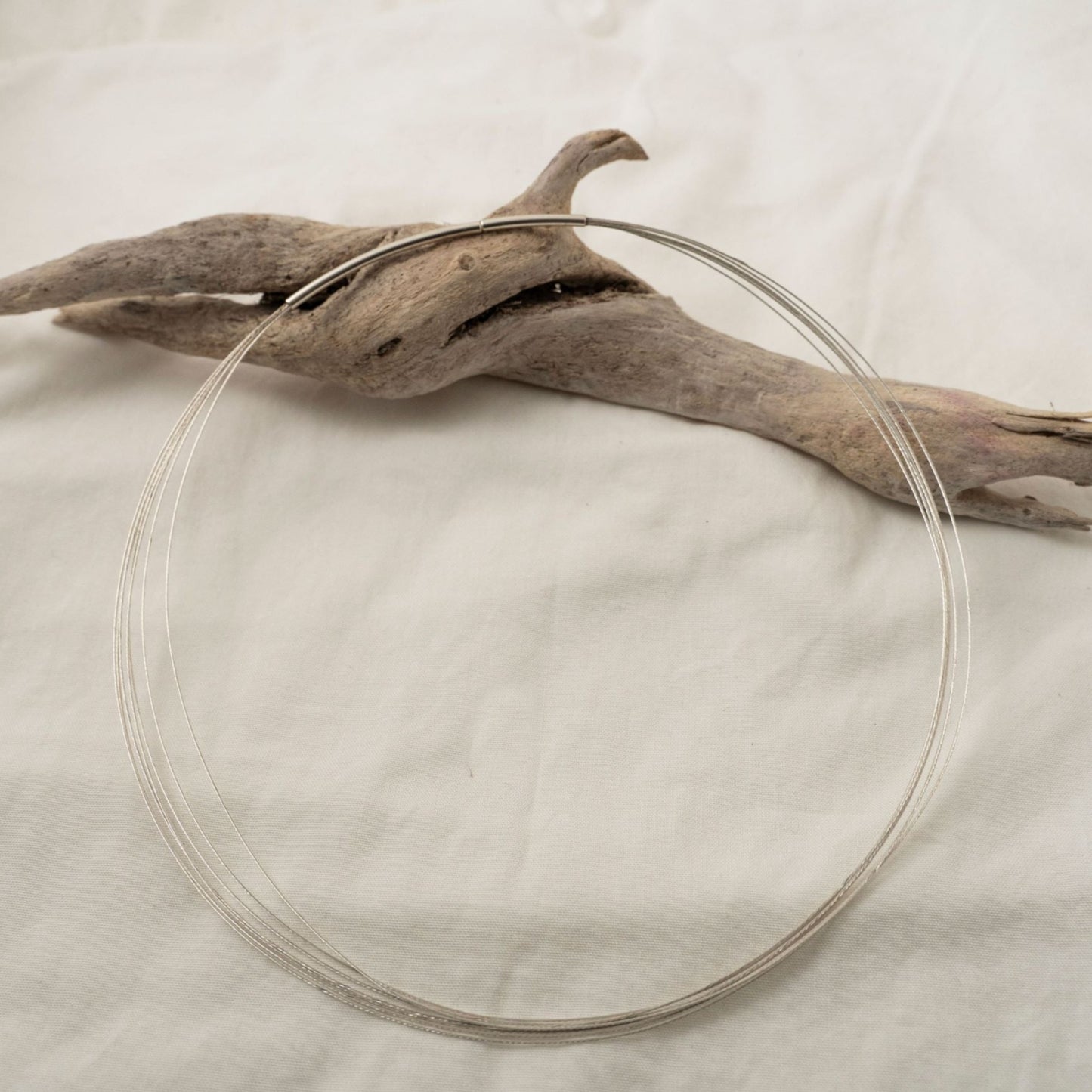 thin silver thread circular chain