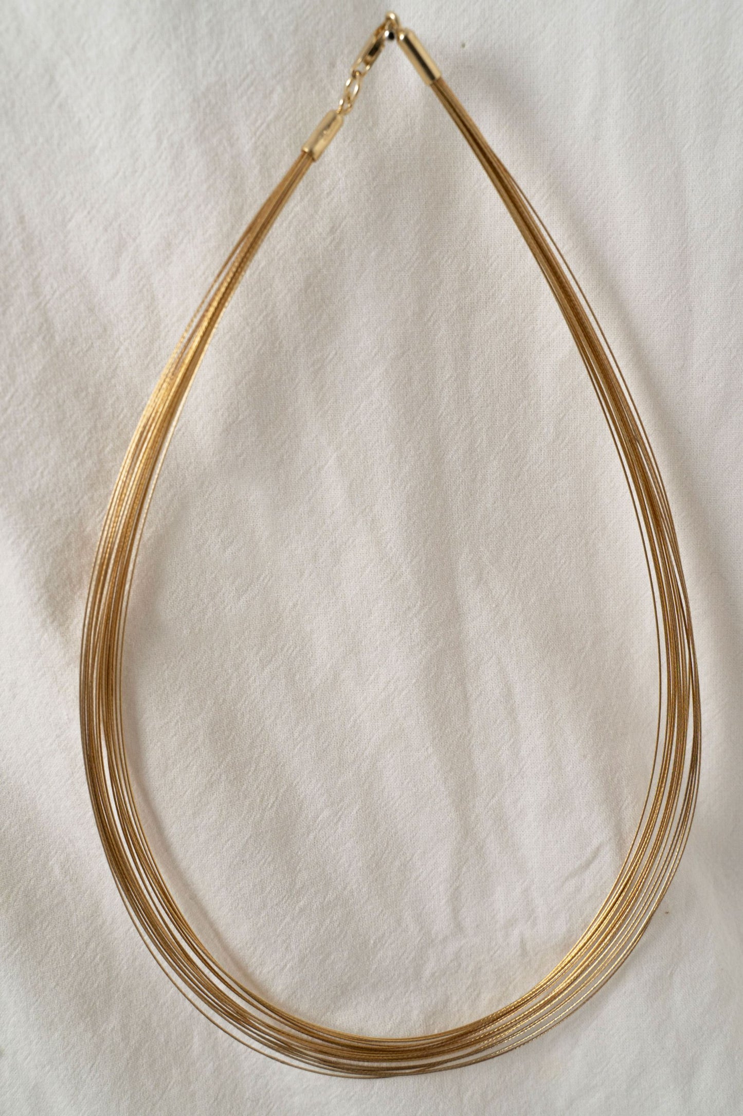 Gold-plated thread chain