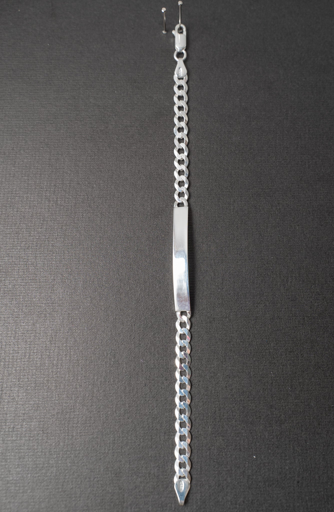 Custom engravable bracelet