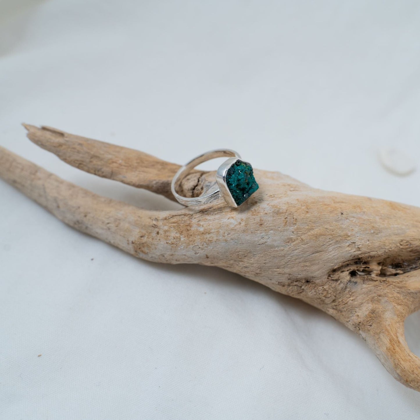 Dioptase silver textured ring