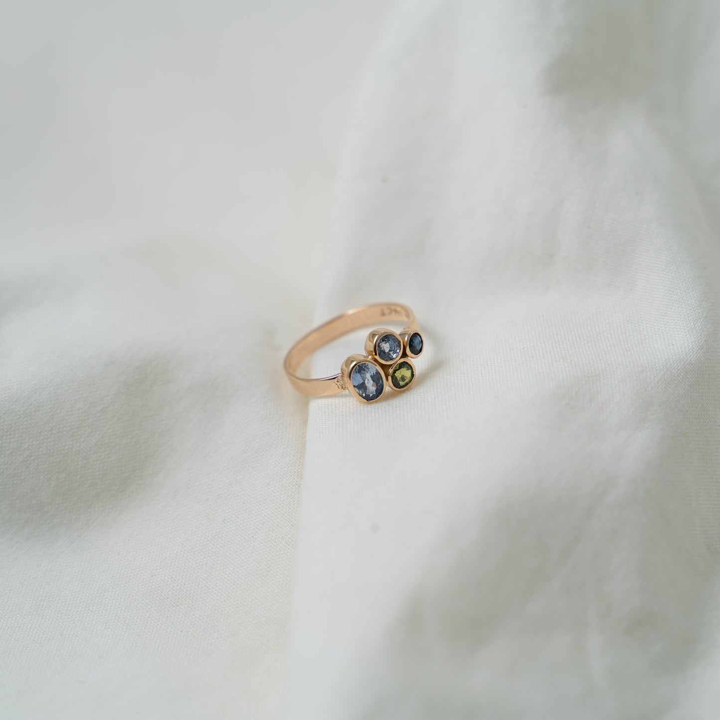 Gold Sapphire ring