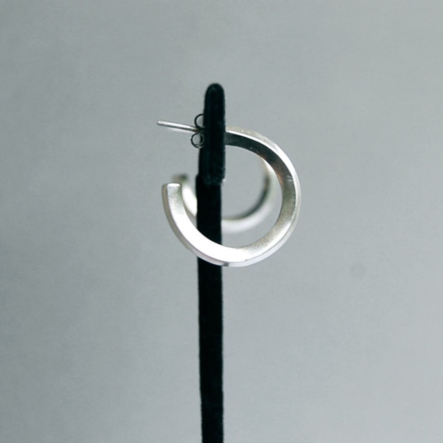 Silver medium sized hoops