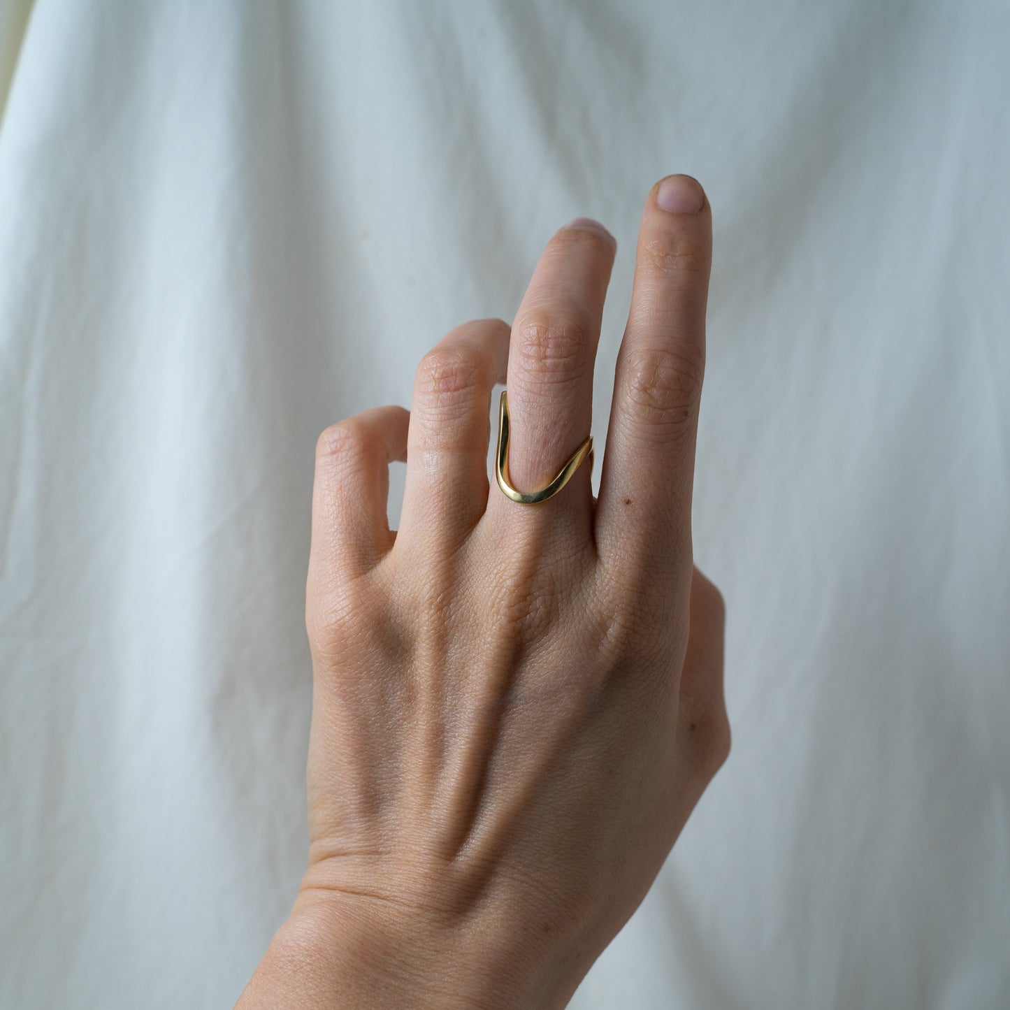 Gold curve movement ring (multifunctional)