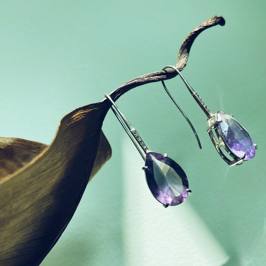 Sumire | Amethyst and cubic zirconia silver earrings