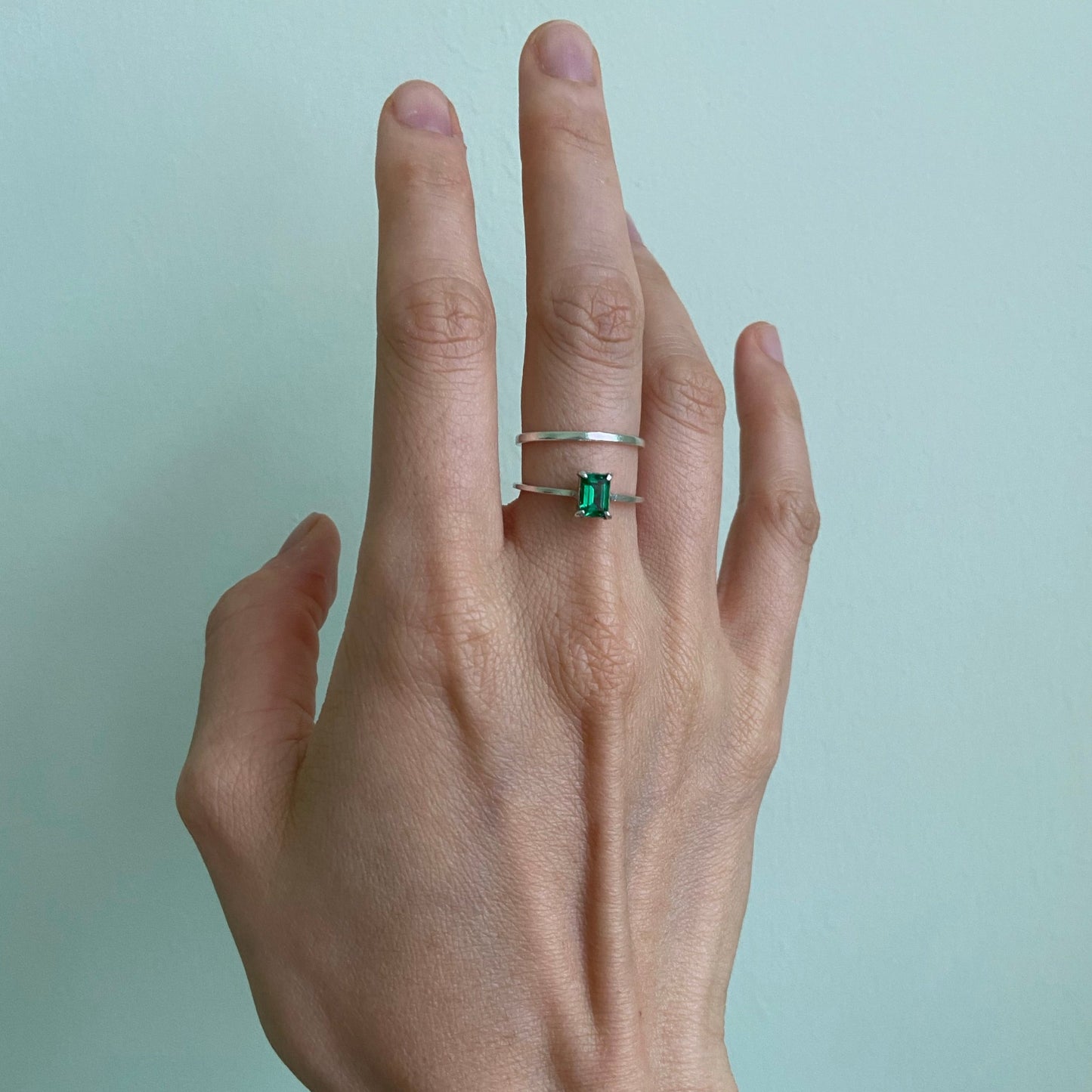 Cubic zirconia emerald silver ring double set