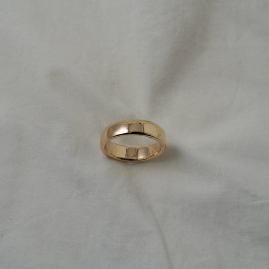 Kevwon’s wedding ring