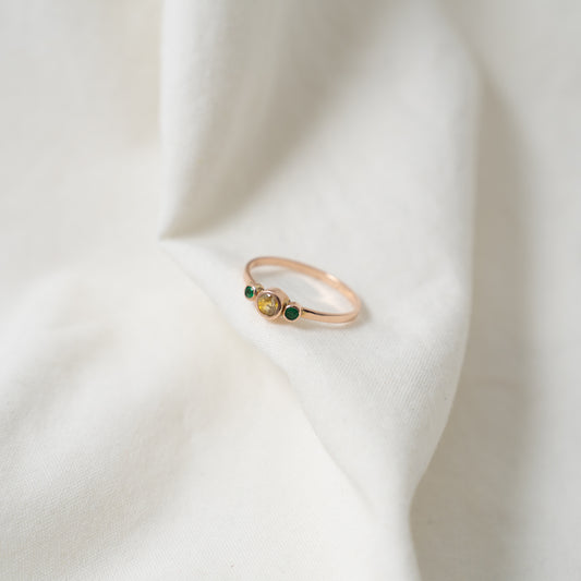 Taiga | Yellow sapphire and emerald rose gold ring