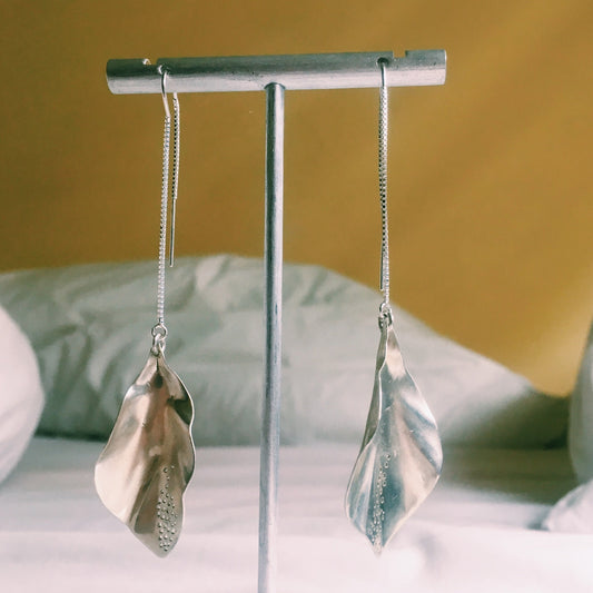 Organic leaf silver threader earrings